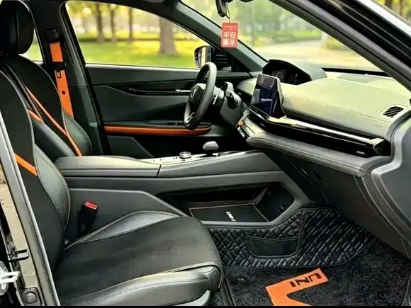 Changan UNI-V — миниатюра 9