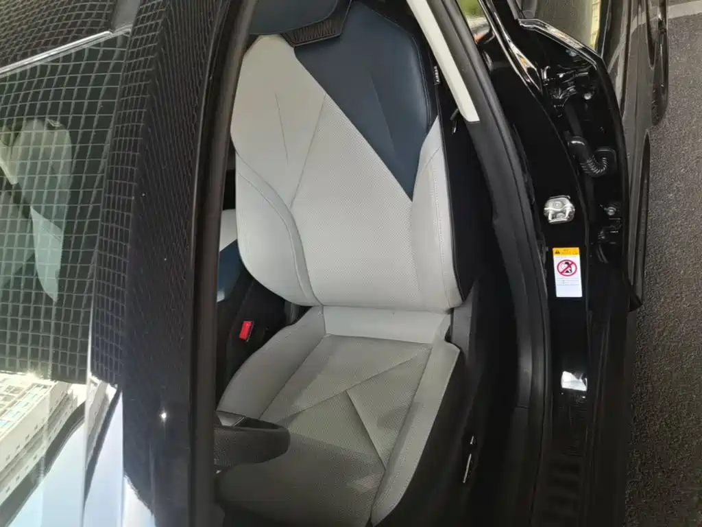 Changan UNI-V iDD — миниатюра 15