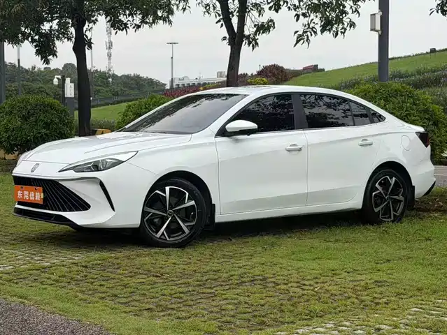 2023 Roewe i5