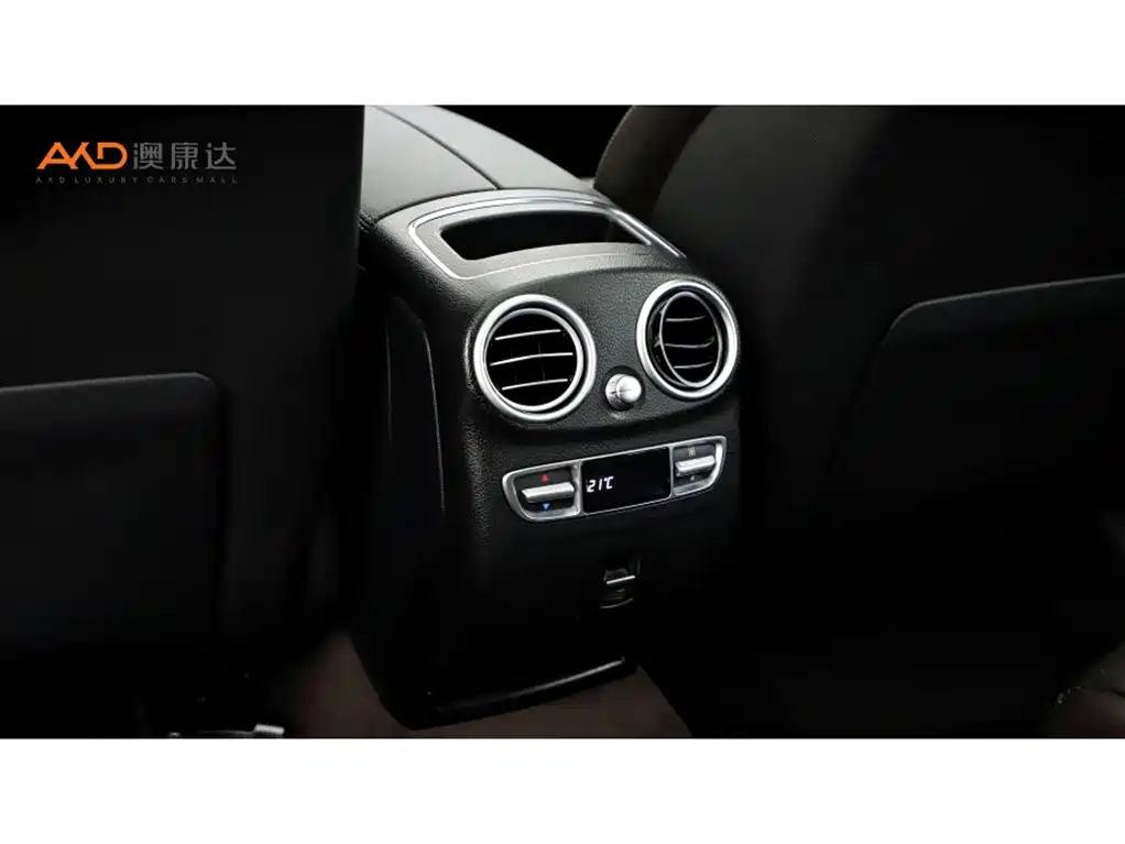 Mercedes-Benz GLC — миниатюра 9