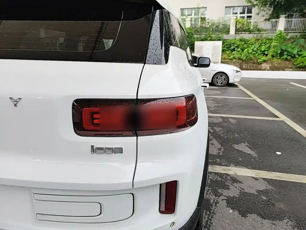 Geely Icon 2020 1.5TD i6 BSG