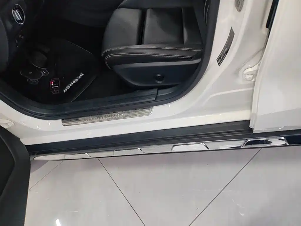 Mercedes-Benz GLA — миниатюра 22