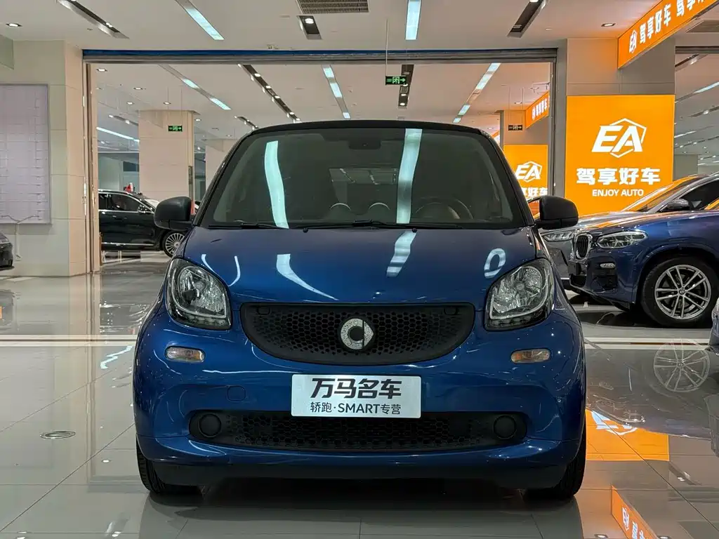 smart Smart Fortwo — миниатюра 2