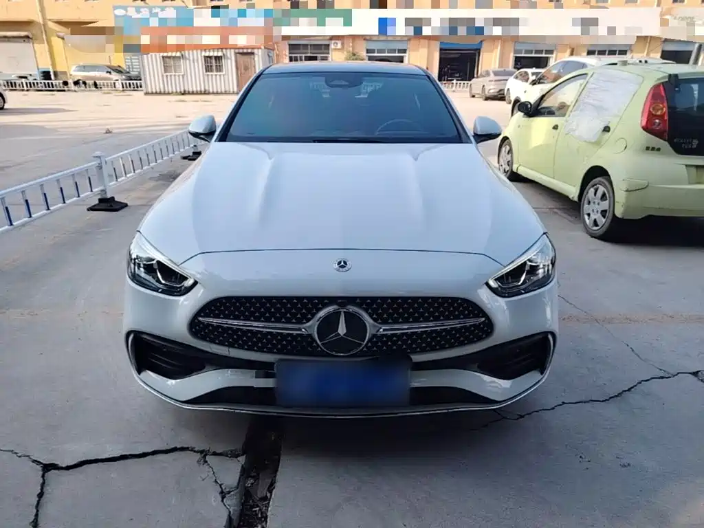 Mercedes-Benz C-Class — миниатюра 3