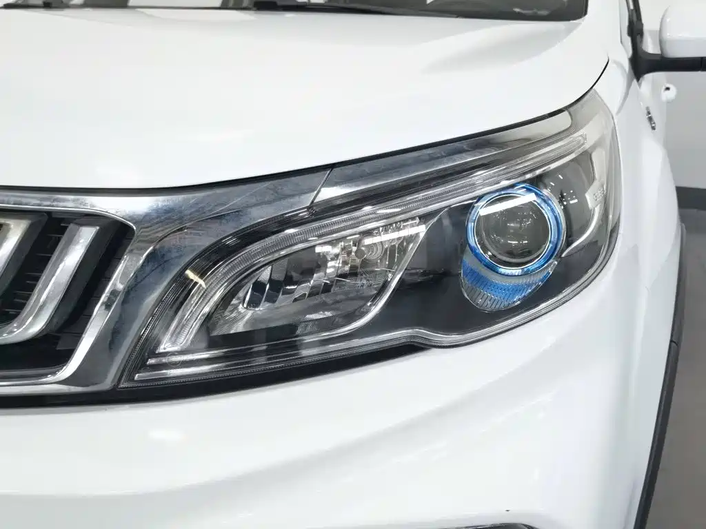 Geely Vision X3 — миниатюра 7