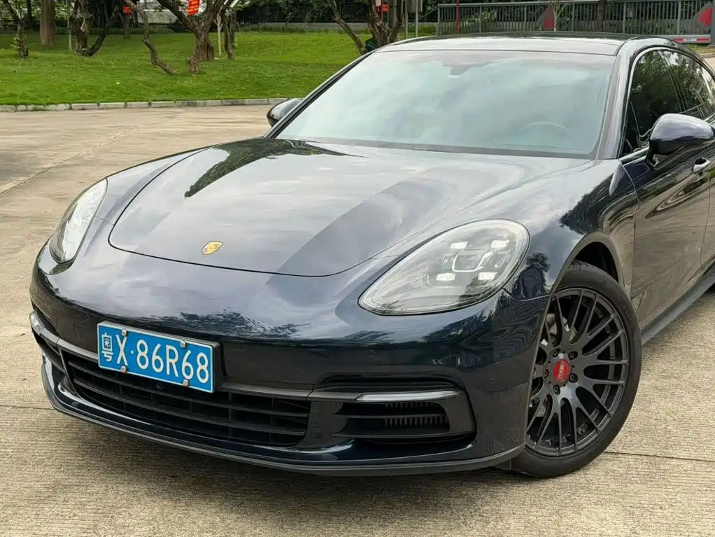 Porsche Panamera — миниатюра 3