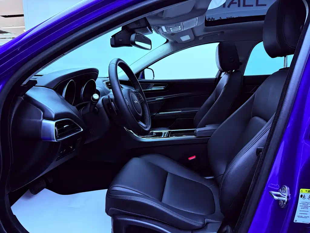 Jaguar XEL — миниатюра 9
