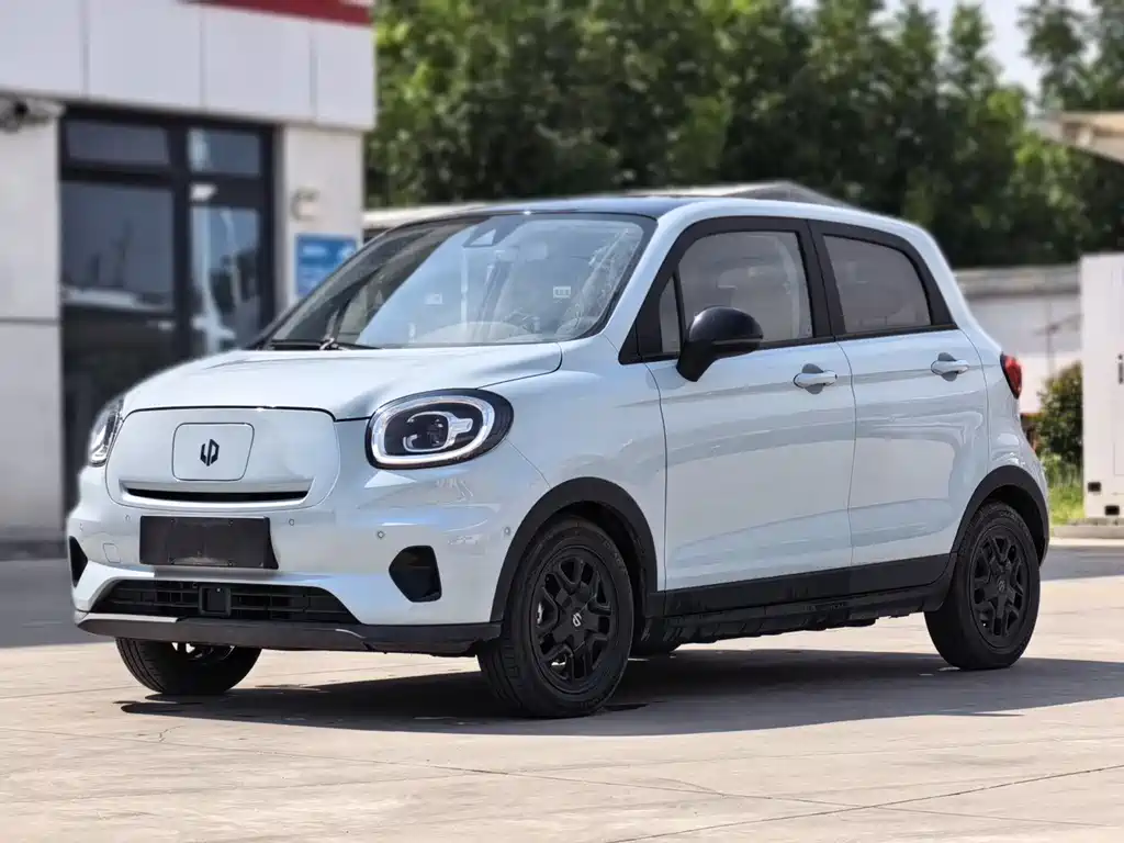 2023 Leapmotor T03 - zdjęcie 1 z 16