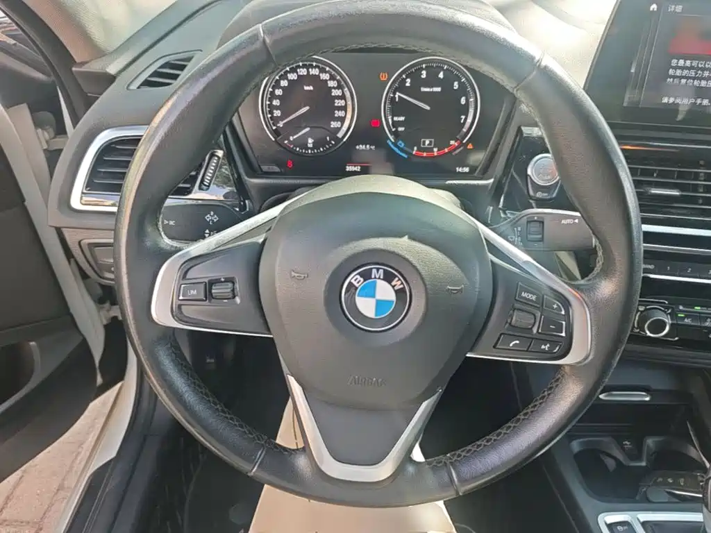 BMW 1 Series — миниатюра 11