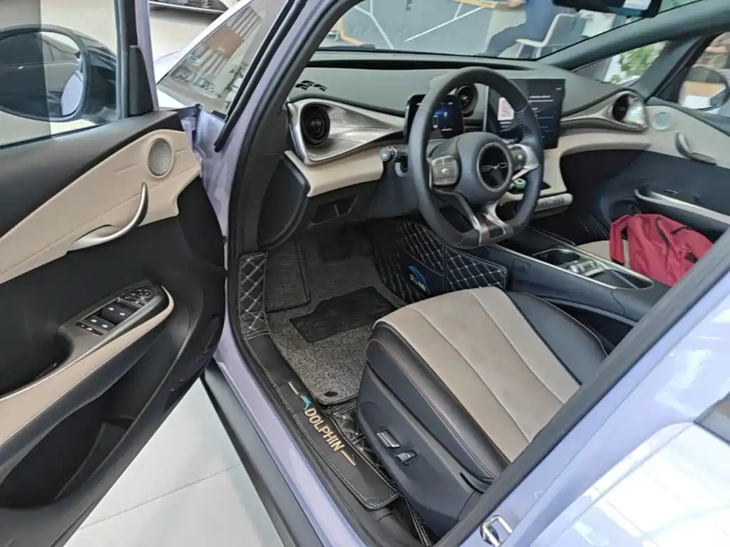 BYD Dolphin — миниатюра 16