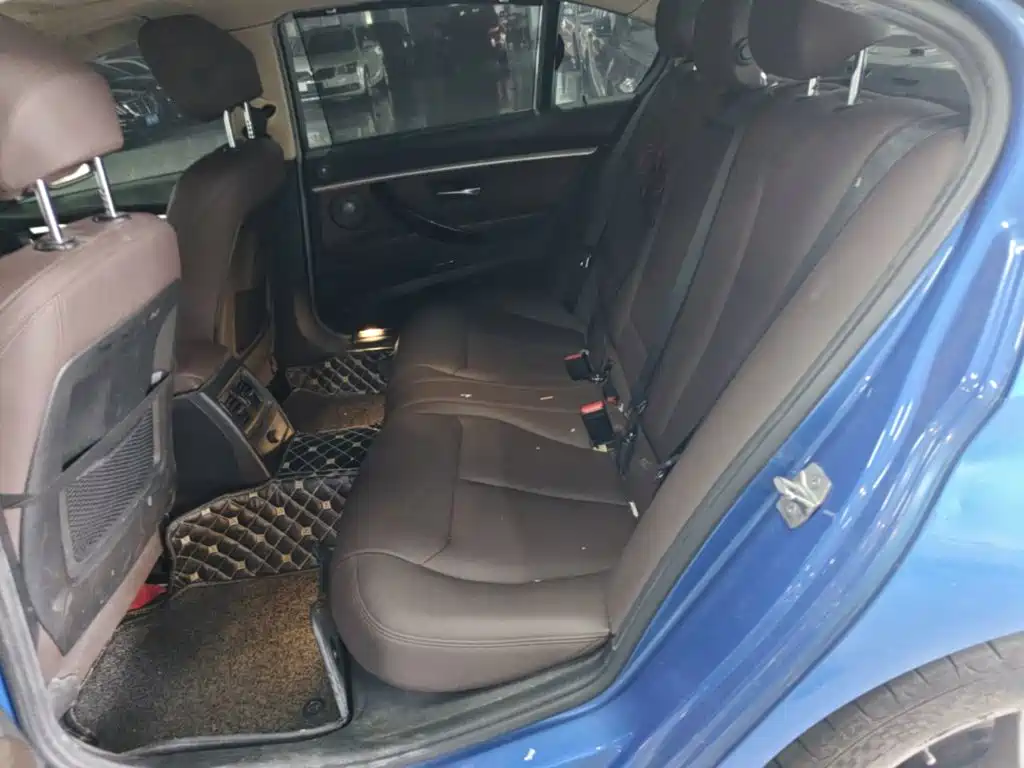 BMW 3 Series — миниатюра 17