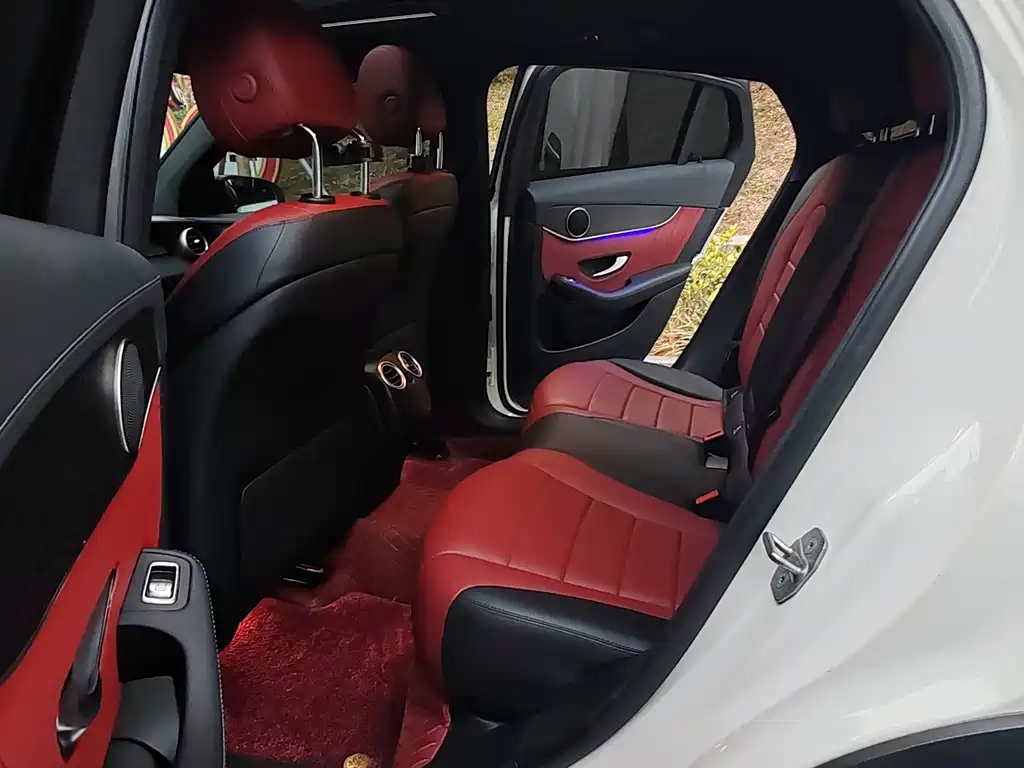 Mercedes-Benz GLC 2020 GLC 300 4MATIC SUV