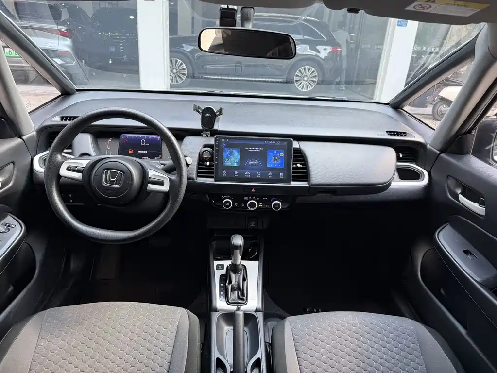 Honda Fit — миниатюра 8