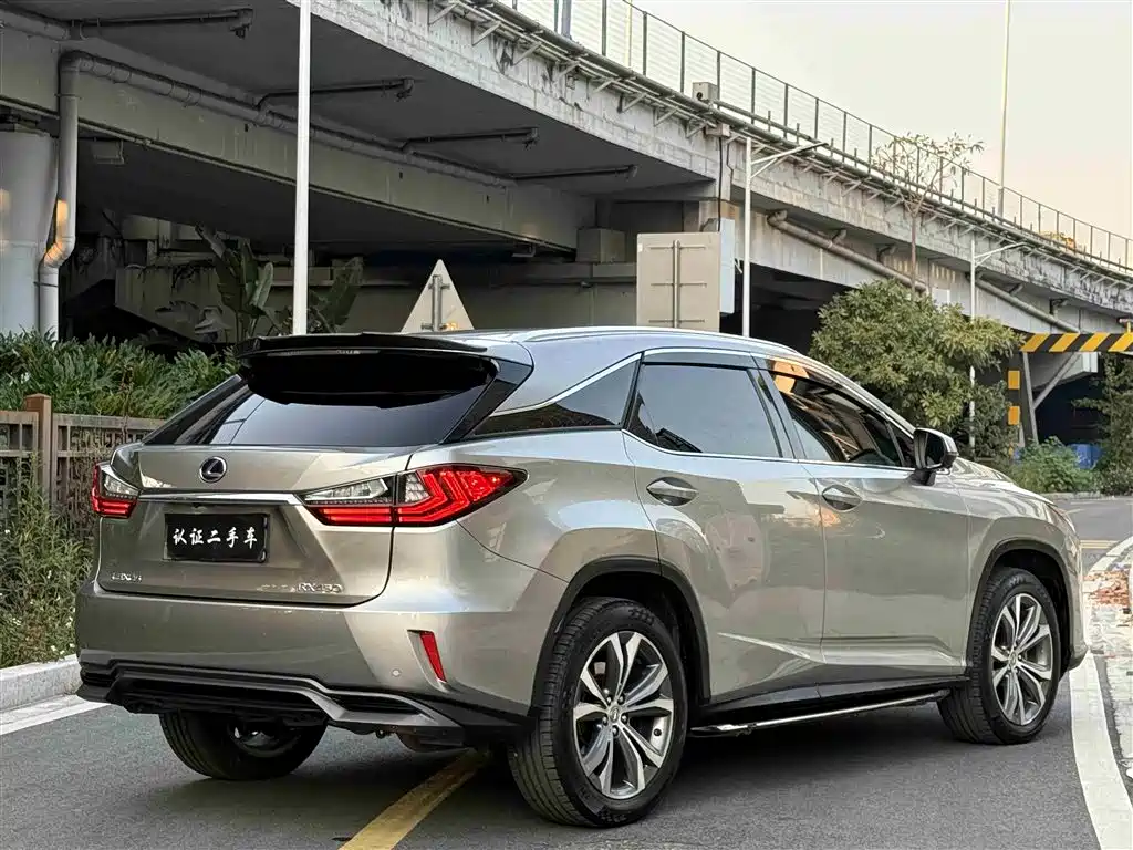 LEXUS RX