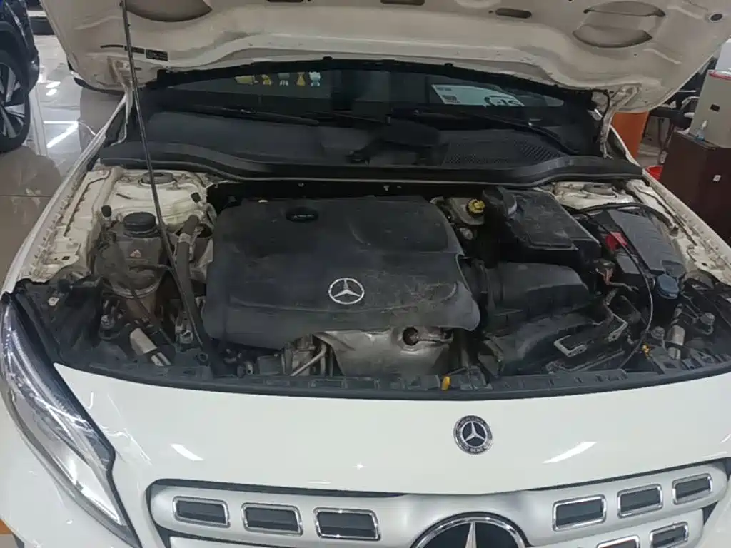 Mercedes-Benz GLA — миниатюра 20