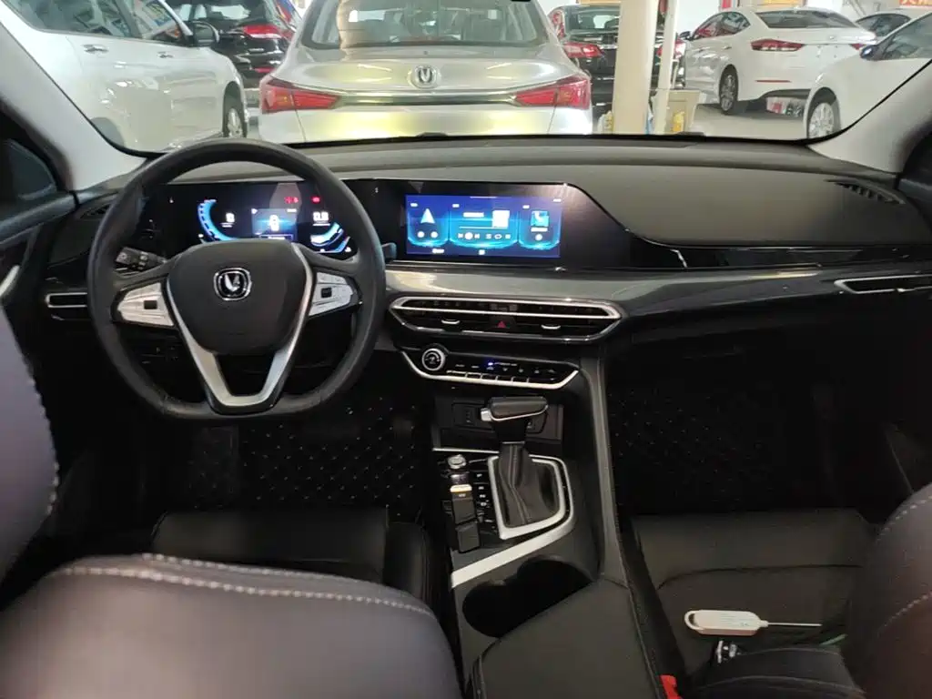 Changan Eado — миниатюра 10