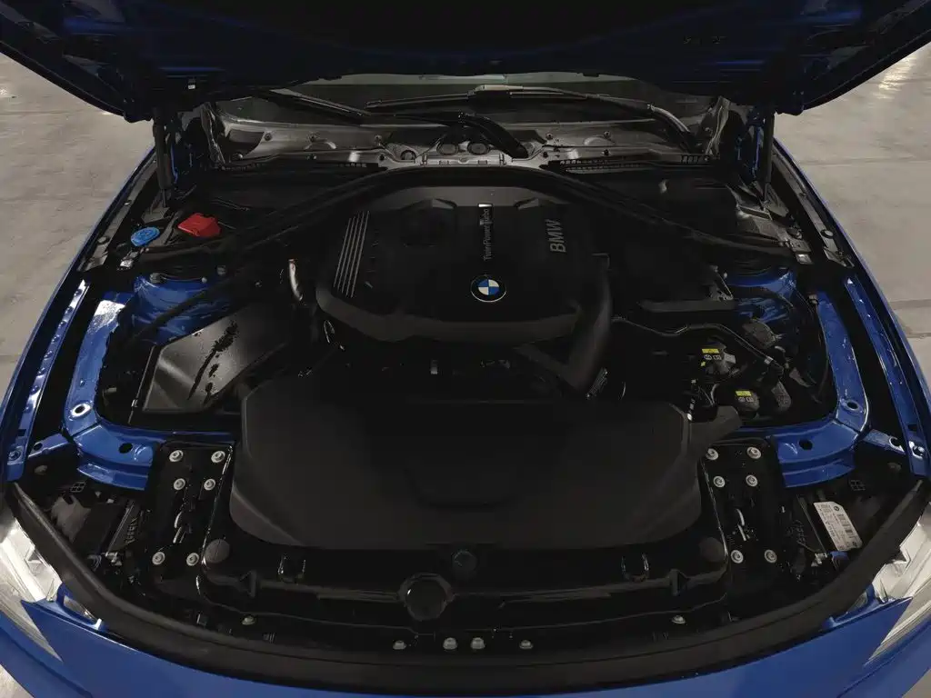 BMW 3 Series — миниатюра 6