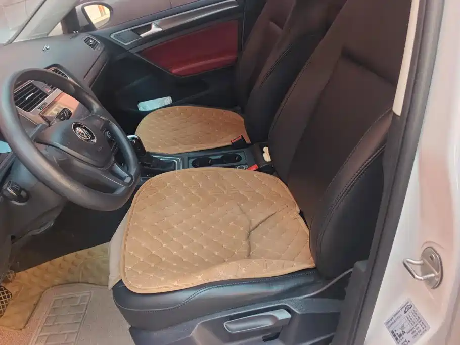 Volkswagen Golf — миниатюра 9