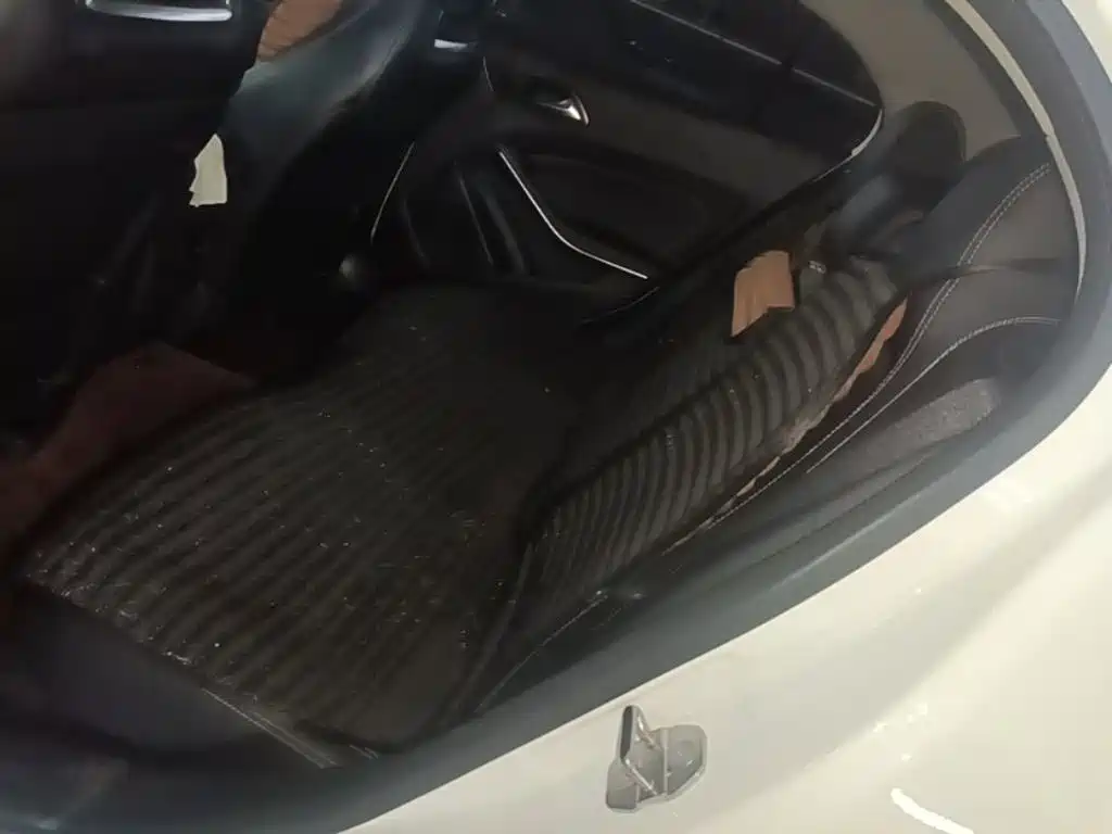 Mercedes-Benz GLA — миниатюра 17