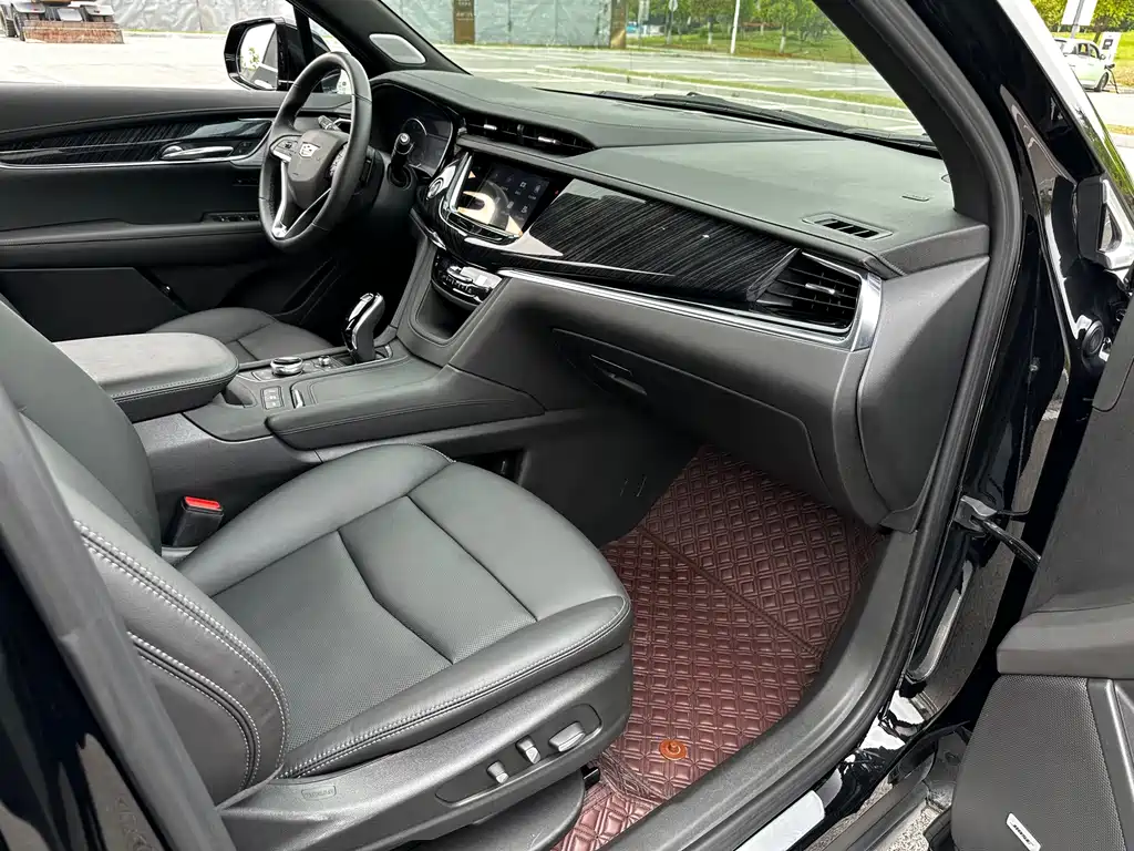 Cadillac XT6 — миниатюра 22