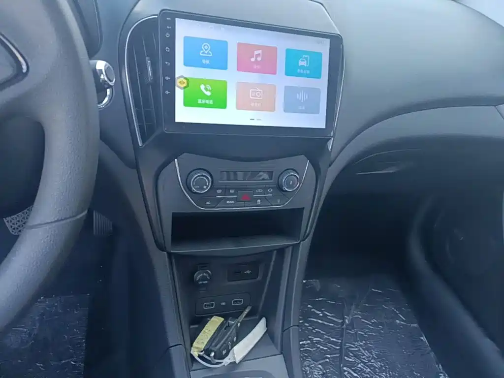 Guojin Auto Junxing — миниатюра 13