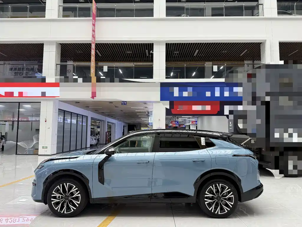 Lynk & Co 08 EM-P — миниатюра 14