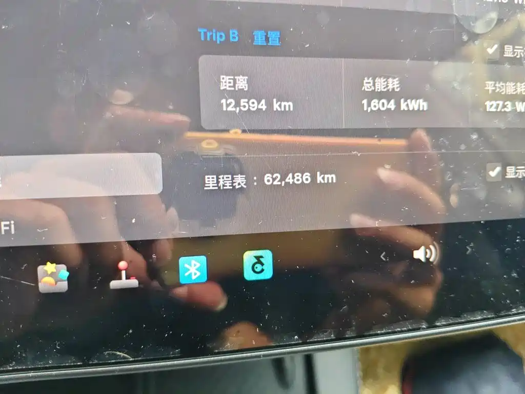 Tesla Model 3 — миниатюра 9