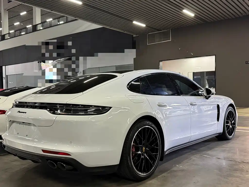Porsche Panamera — миниатюра 15