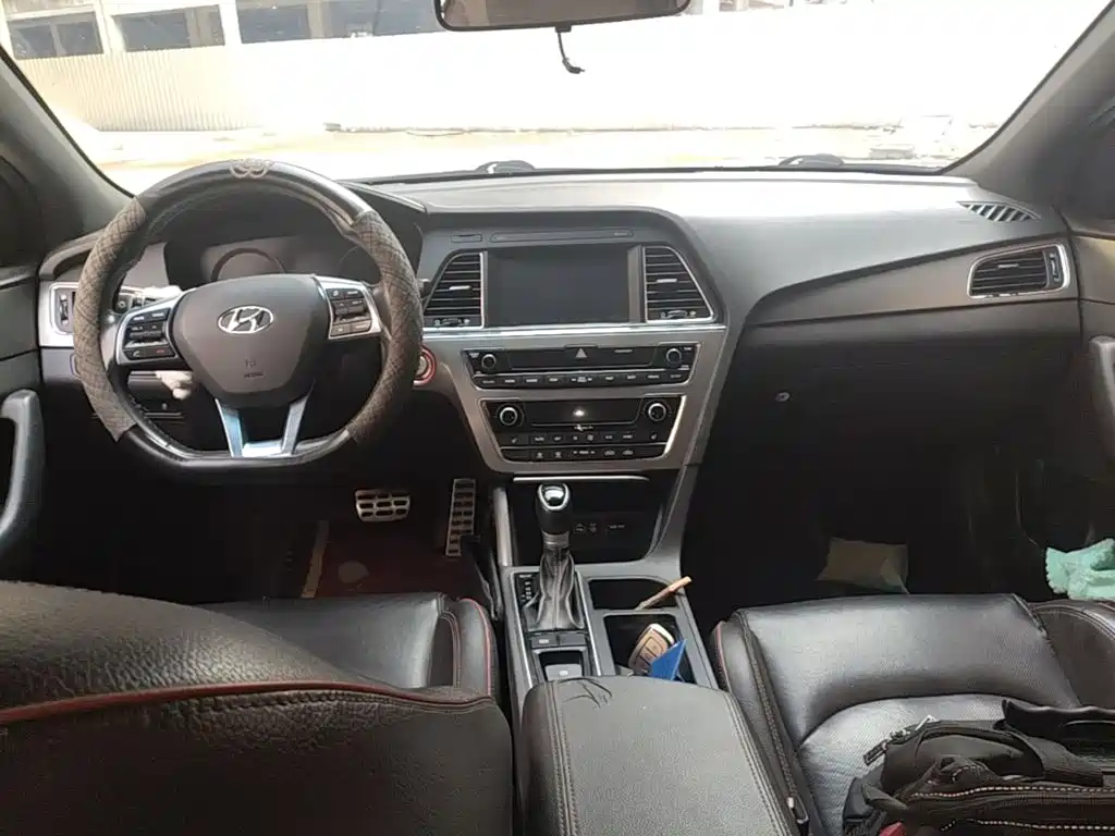Hyundai Sonata — миниатюра 10