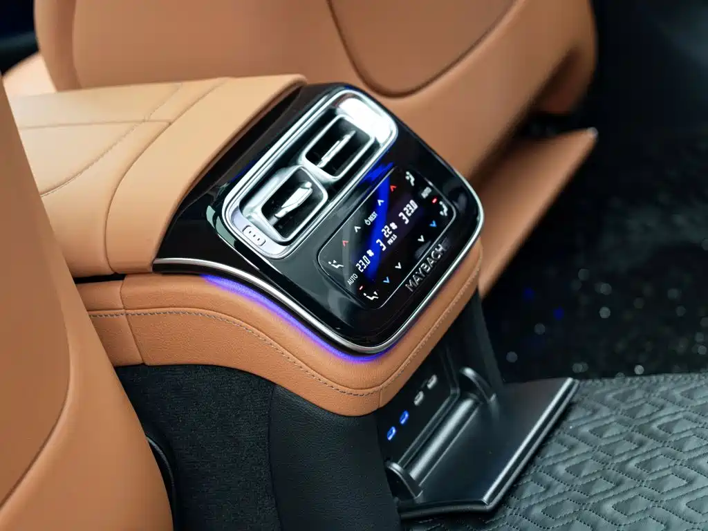 Mercedes-Benz S-Class — миниатюра 14