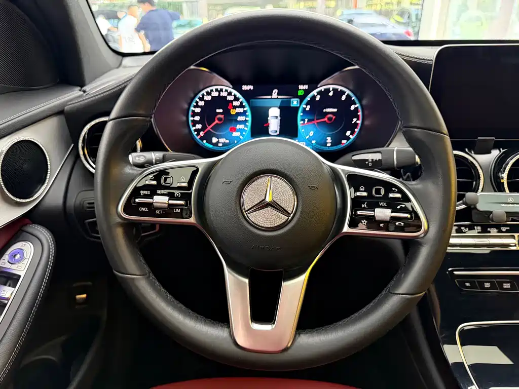 Mercedes-Benz GLC Coupe — миниатюра 7