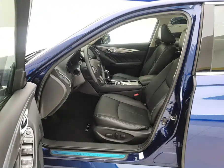 Infiniti Q50L — миниатюра 9