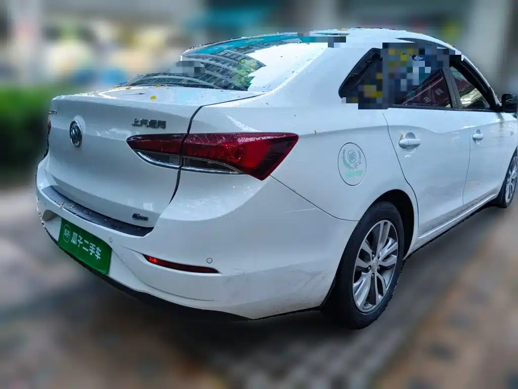 Buick Excelle — миниатюра 4