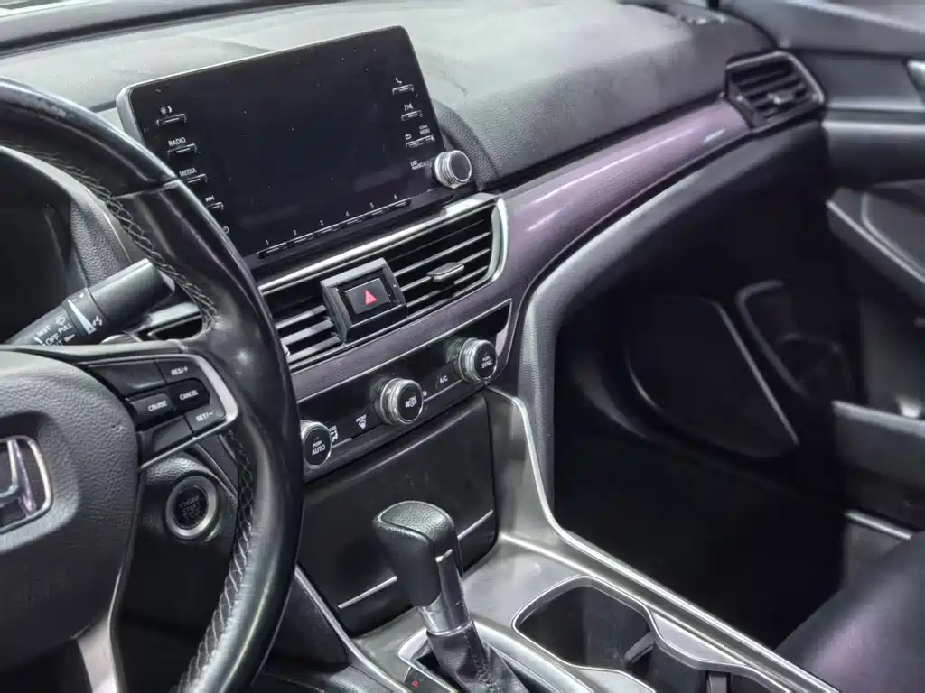 Honda Accord — миниатюра 7