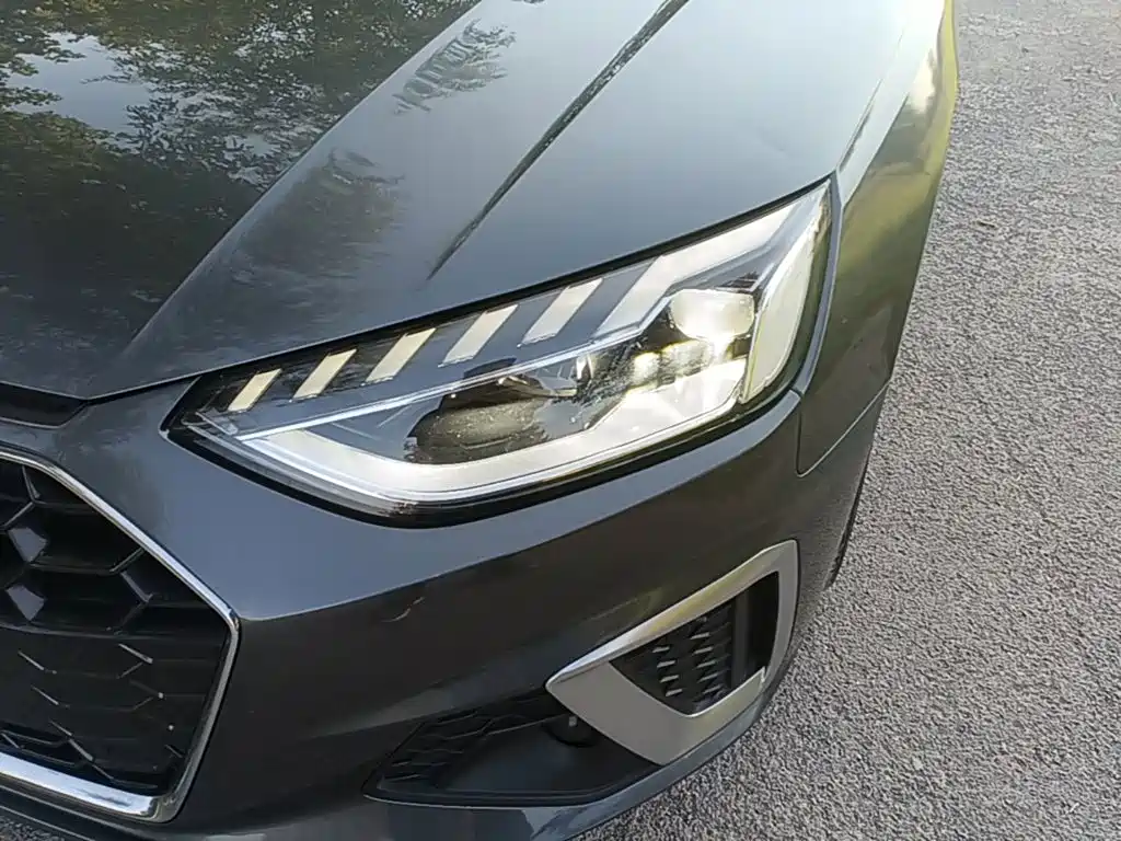 Audi A4L — миниатюра 24