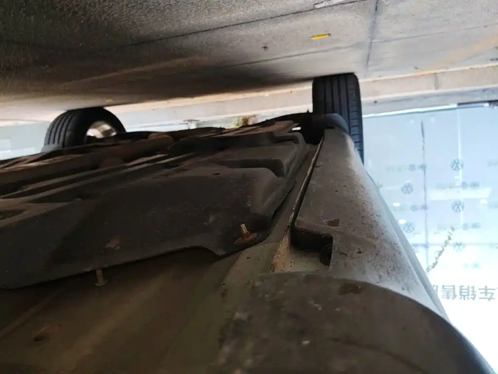 Jeep Cherokee — миниатюра 21