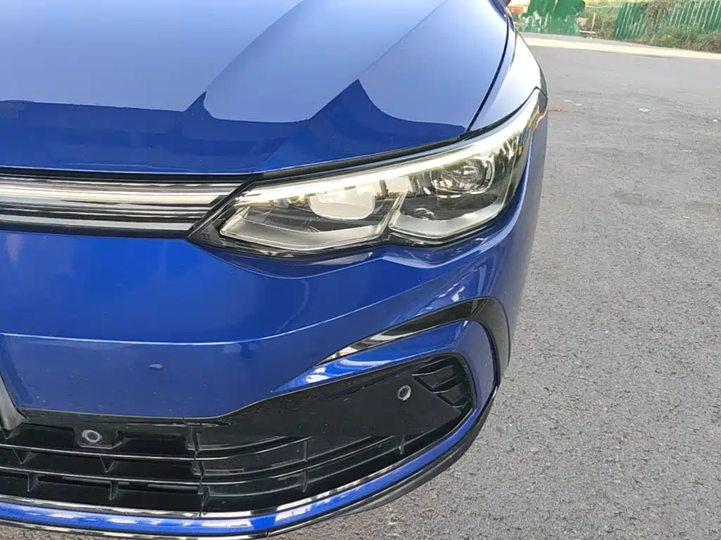 Volkswagen Golf — миниатюра 24