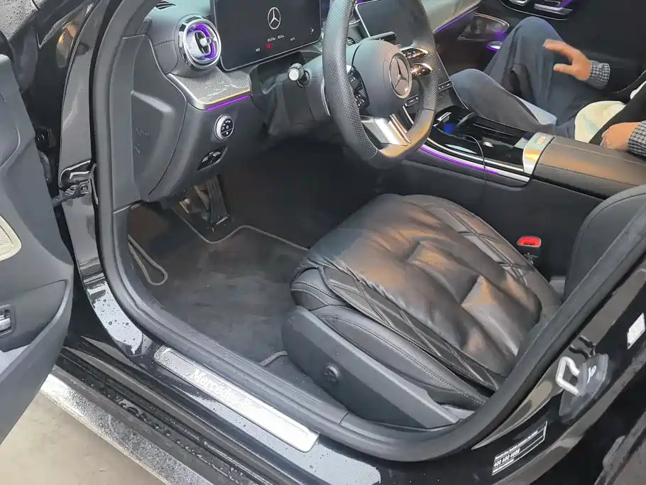 Mercedes-Benz C-Class — миниатюра 9