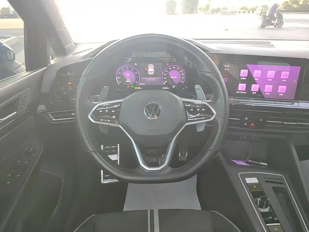 Volkswagen Golf — миниатюра 11