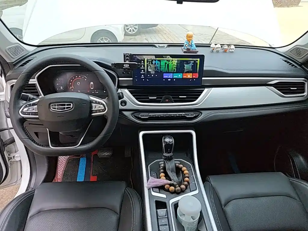 Geely Vision X6 — миниатюра 10