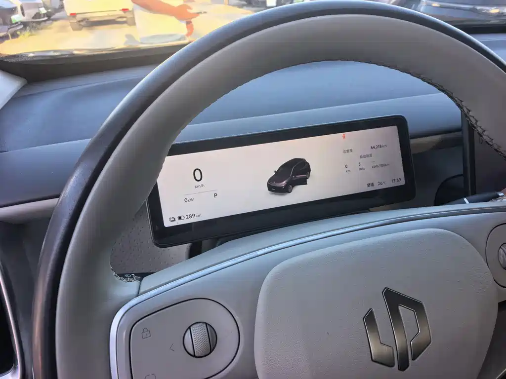 Leapmotor Leapmotor B10 — миниатюра 5