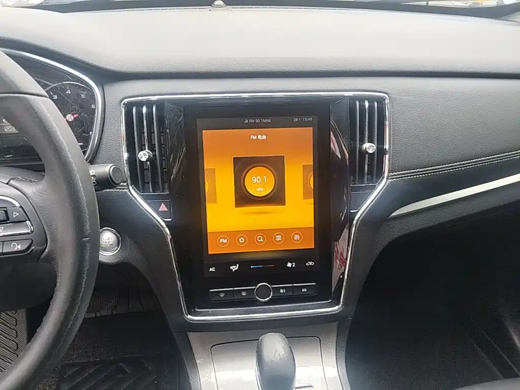 Roewe RX5 — миниатюра 13
