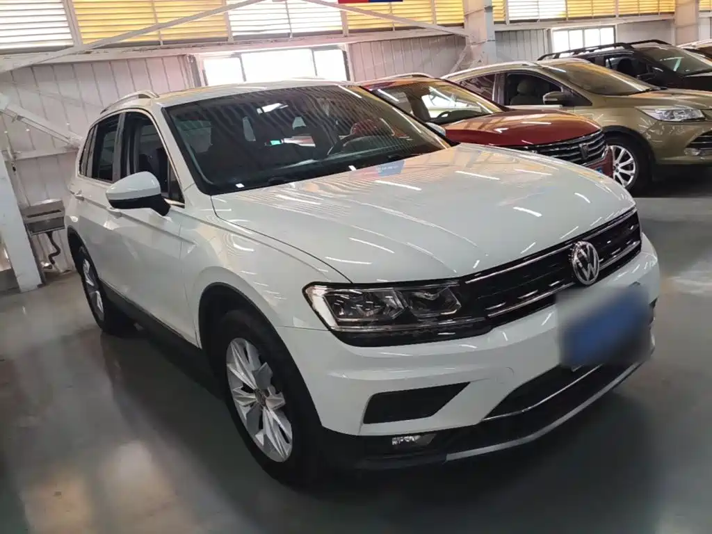 Volkswagen Tiguan — миниатюра 4
