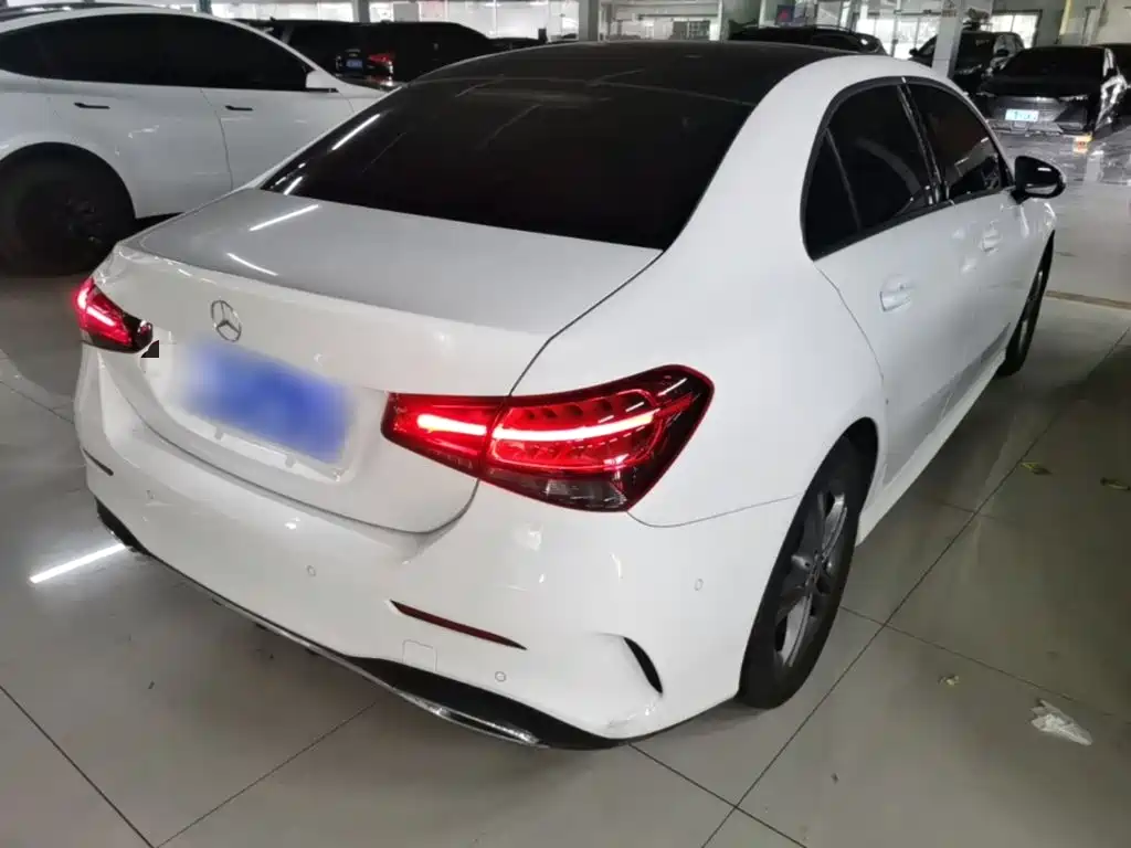 Mercedes-Benz A-Class — миниатюра 7