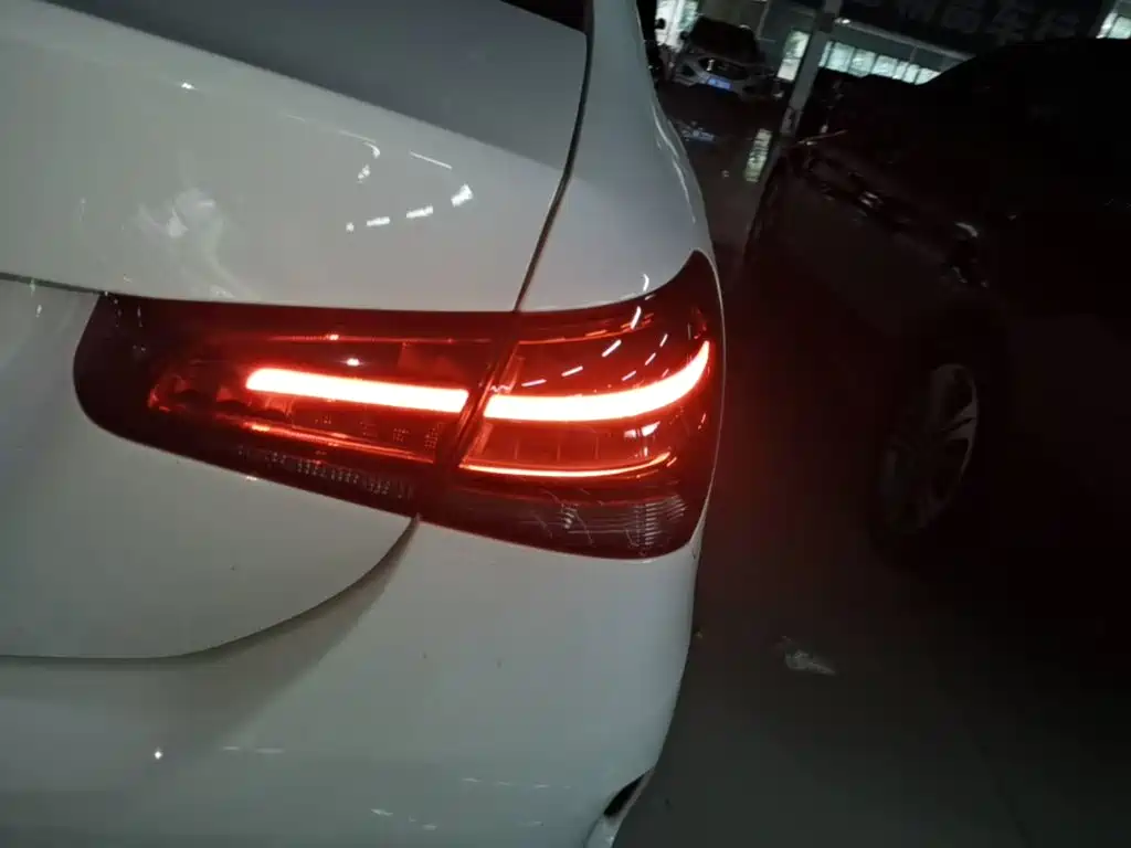 Mercedes-Benz A-Class — миниатюра 8