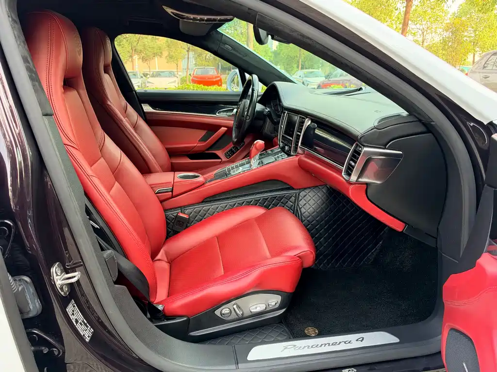 Porsche Panamera — миниатюра 10
