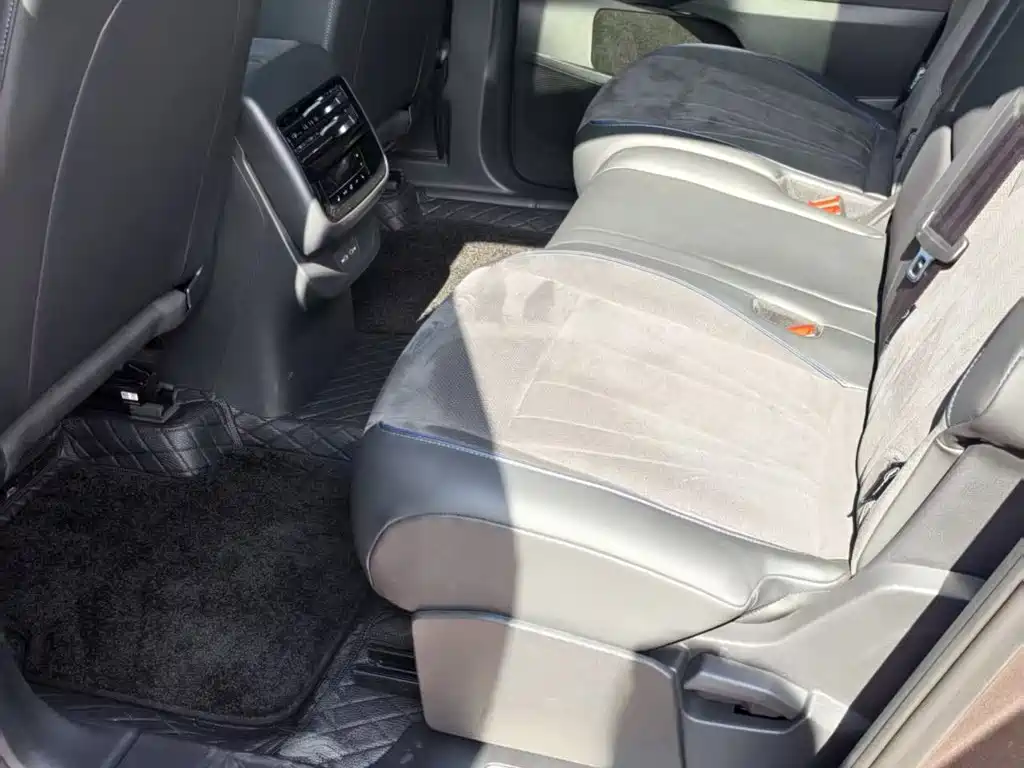 Volkswagen Teramont — миниатюра 2