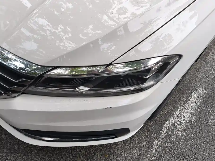 Volkswagen Lavida — миниатюра 5