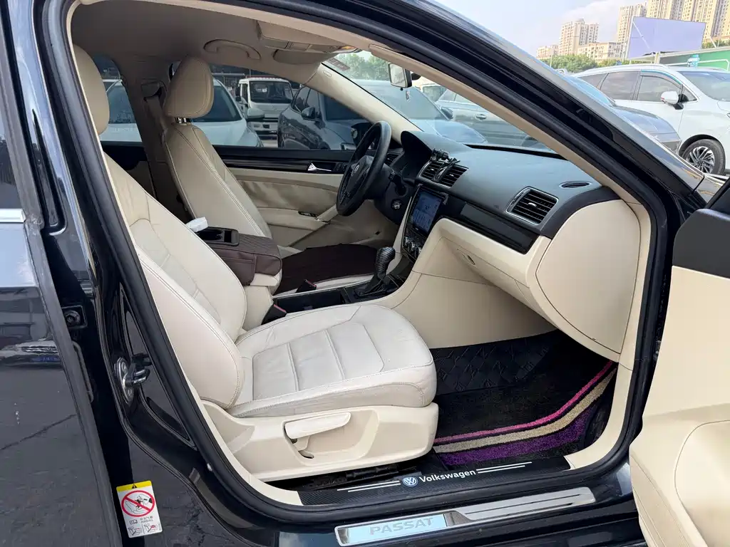 Volkswagen Passat — миниатюра 4