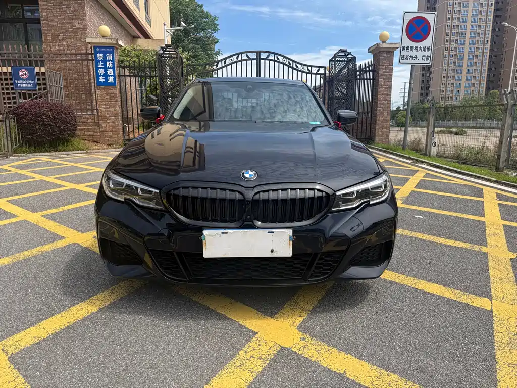 BMW 3 Series 2021